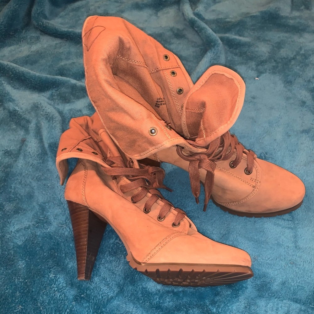 Caramel lace up boot
